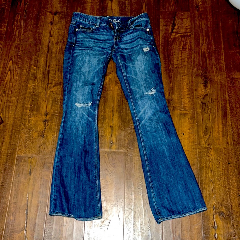 Woman’s American Eagle Jeans